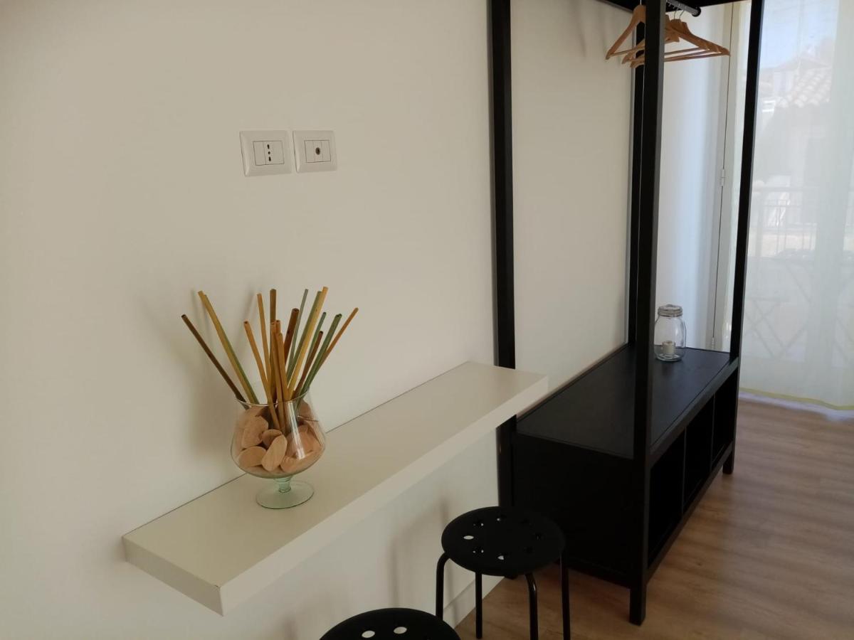 Casa Vacanze Caramagna アーチ・カステッロ エクステリア 写真