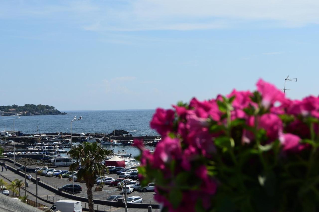 Casa Vacanze Caramagna アーチ・カステッロ エクステリア 写真